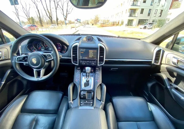 Porsche Cayenne cena 125000 przebieg: 69000, rok produkcji 2015 z Swarzędz małe 67